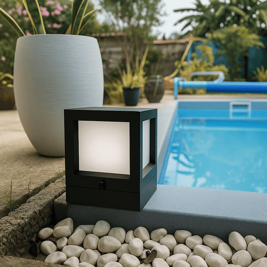ÉclatZen – Lampe Solaire LED  Design Extérieur